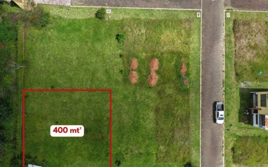 Lote con ubicación estratégica dentro del fraccionamiento
