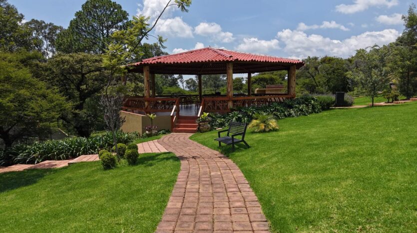 Bosques del Paraíso Norte F1