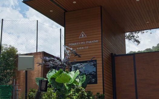 Bosques del Paraíso Norte